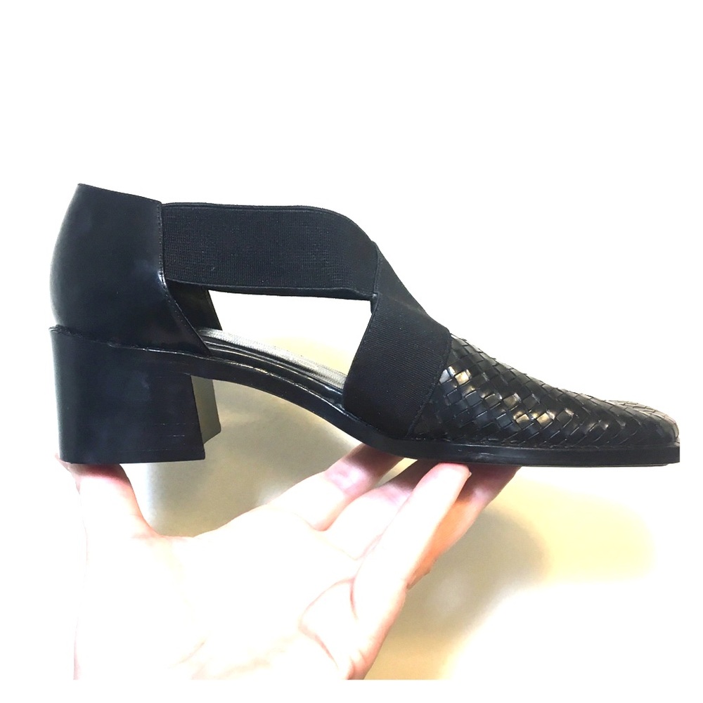 Franco Sarto 90's  Square toe leather Block Heel